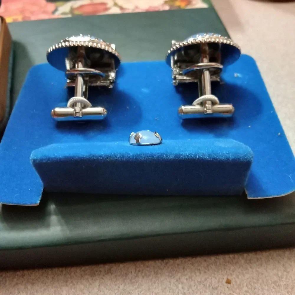 Hickok Sky Blue Tie Pin And Cuff Links Gift Set Vintage